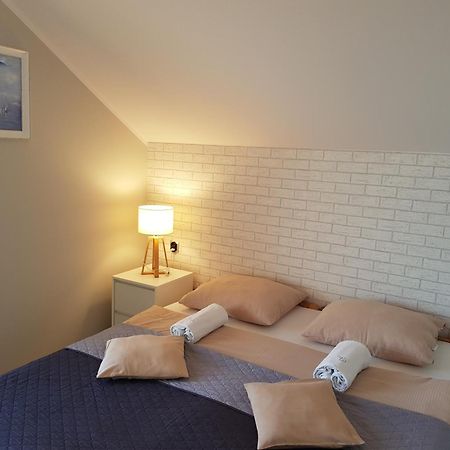Willa Dobrylko II -Apartamenty Rewa Exteriér fotografie