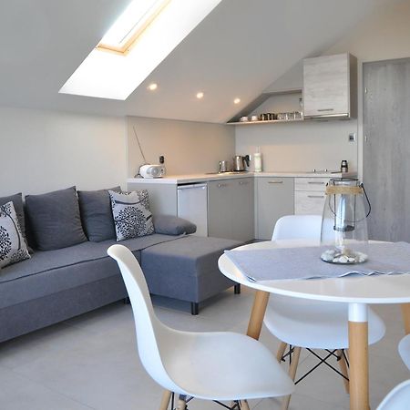 Willa Dobrylko II -Apartamenty Rewa Exteriér fotografie